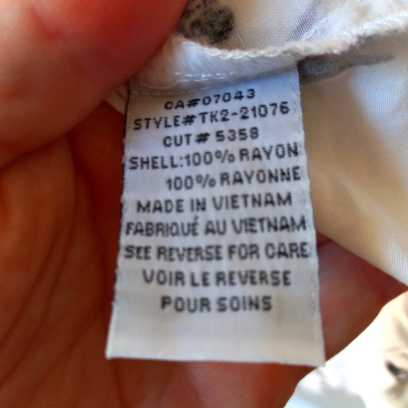 Velvet Heart sleeveless blouse - Picture 4 of 6